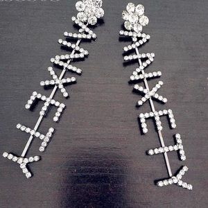 Anxiety earrings 🖤😎